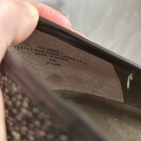 Bandolino | Women’s Brown Houndstooth Buckle Jamel Heels Pumps Size 9.5 - Picture 11 of 13